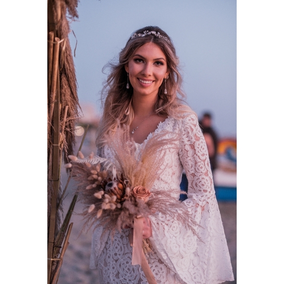 Meet your Posher, Sindi - Picture 1 of 1